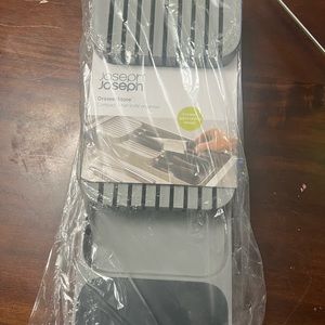 Joseph Joseph 2 Tier knife organizer